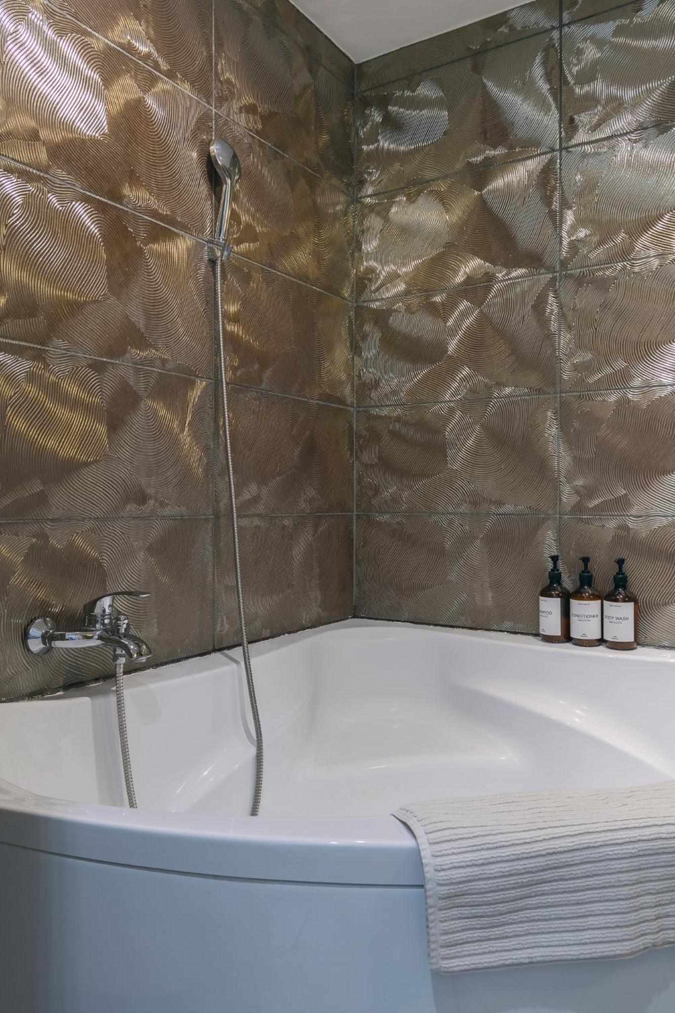 Danube Terrace Boutique Residence With Private Sauna บูดาเปสต์ ภายนอก รูปภาพ