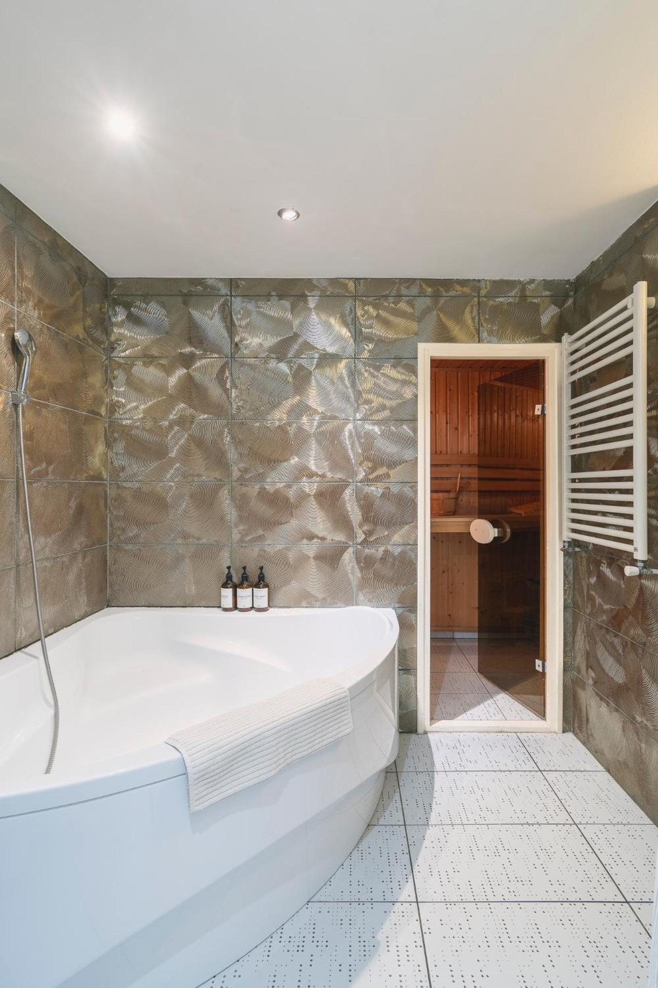 Danube Terrace Boutique Residence With Private Sauna บูดาเปสต์ ภายนอก รูปภาพ